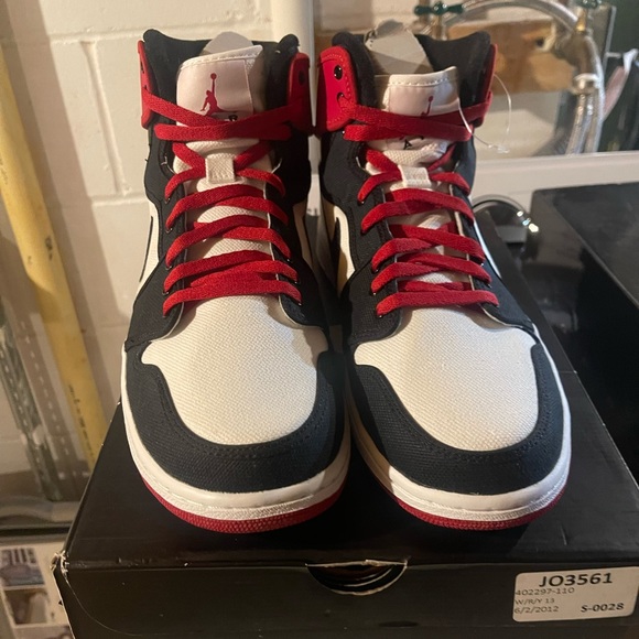 Jordan 1 - Picture 4 of 7